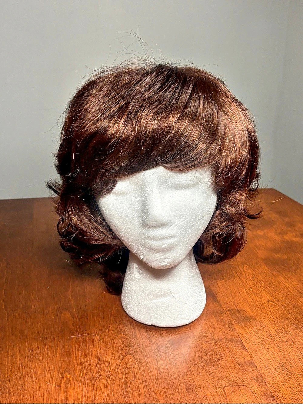 Raquel Welch "Breeze" Synthetic Wig - Short Layered Shag Bob with Bangs (Rich Ch